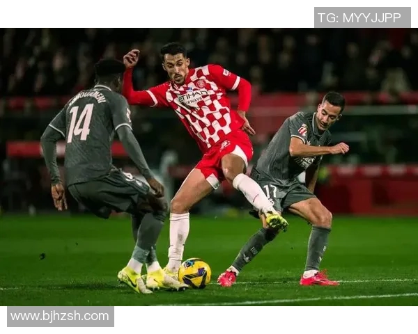 西甲第14轮惊现冷门皇马平赫罗纳巴萨重返积分榜首位